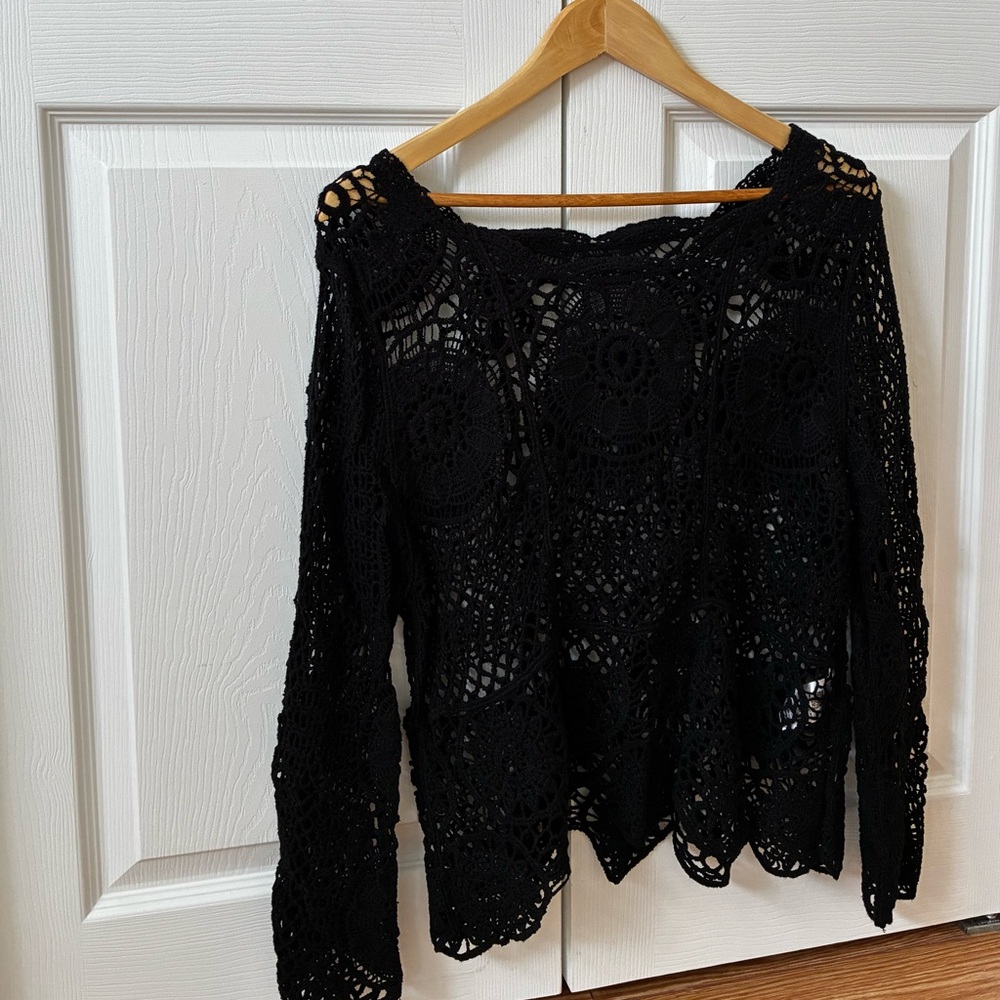 Macramé bohemian off-the-shoulder sweater